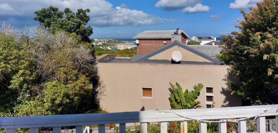 3 Bedroom Property for Sale in De Kelders Western Cape